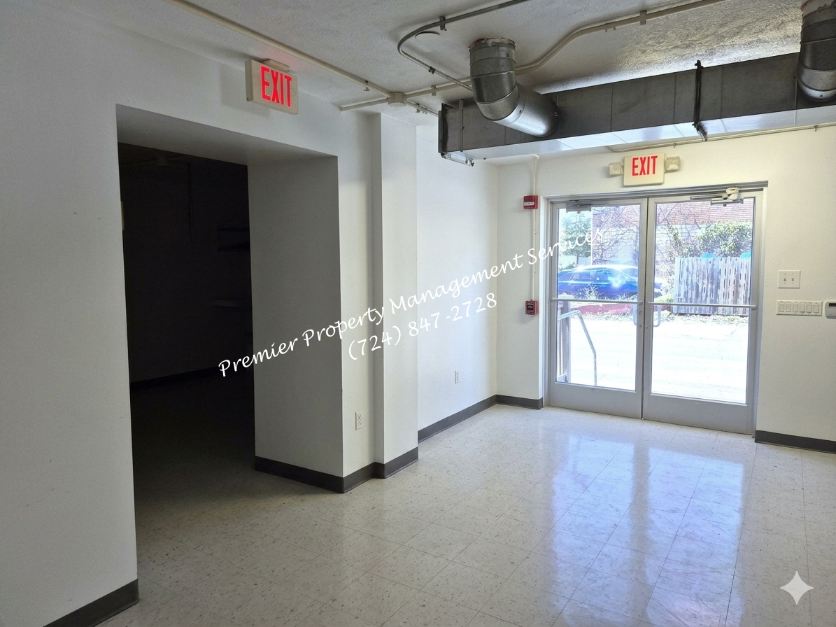 538 Midland Ave - Photo 6 of 7