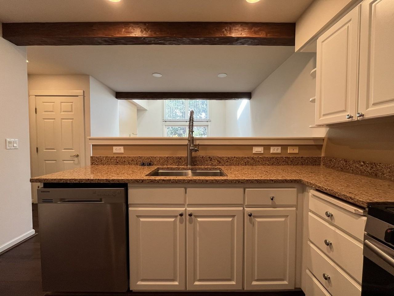 10272 Nw Alder Grove Ln - Photo 7 of 36