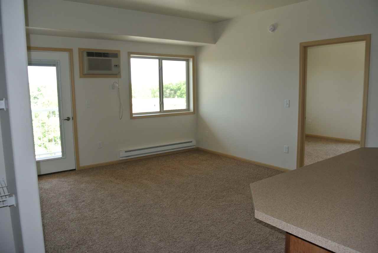 1900 Dakota Dr N - Photo 2 of 17