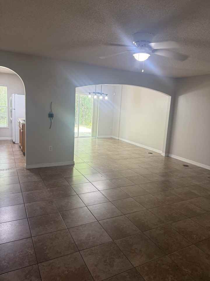 2714 Merrieweather Ln #1 - Photo 3 of 12