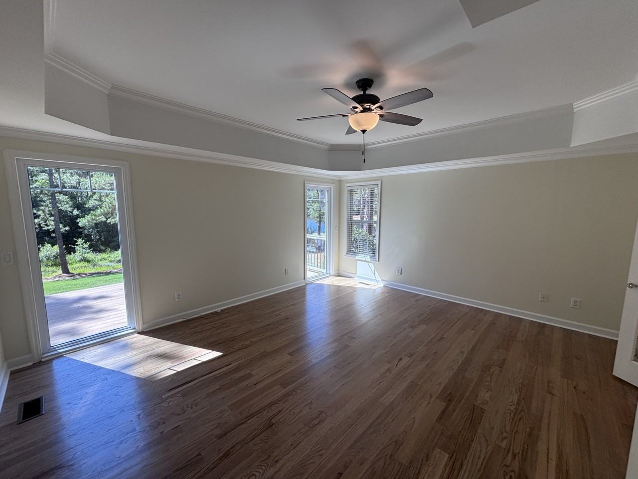 105 Lake View Dr E #1 - Photo 7 of 29