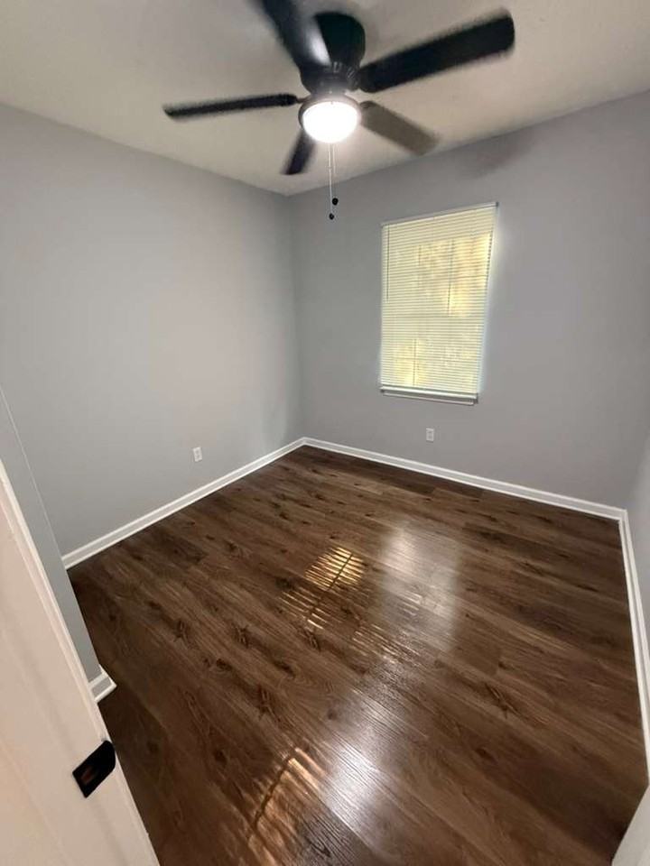 6992 Flagstone Dr #1 - Photo 7 of 10