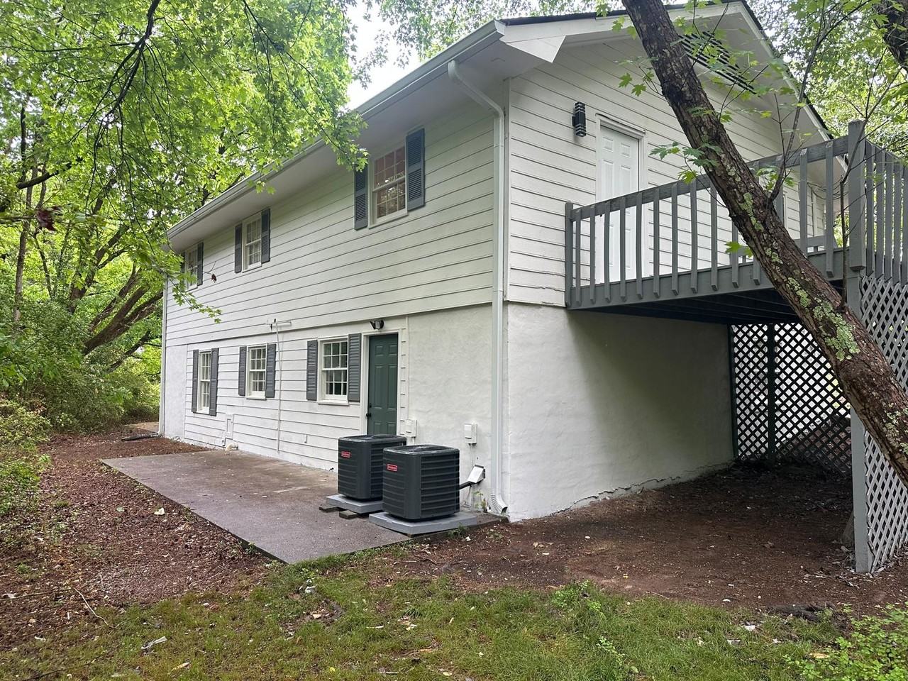 64 Nebo Dr #B - Photo 2 of 10