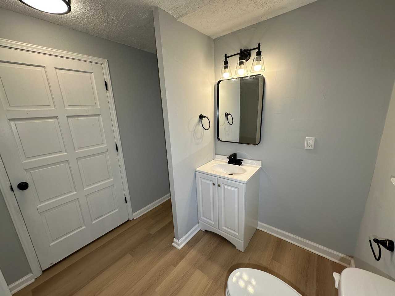 64 Nebo Dr #B - Photo 4 of 10