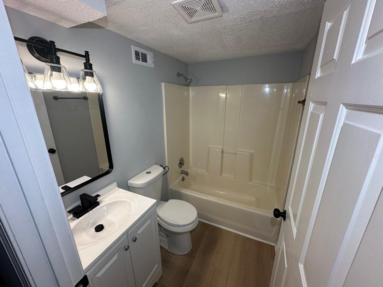 64 Nebo Dr #B - Photo 7 of 10