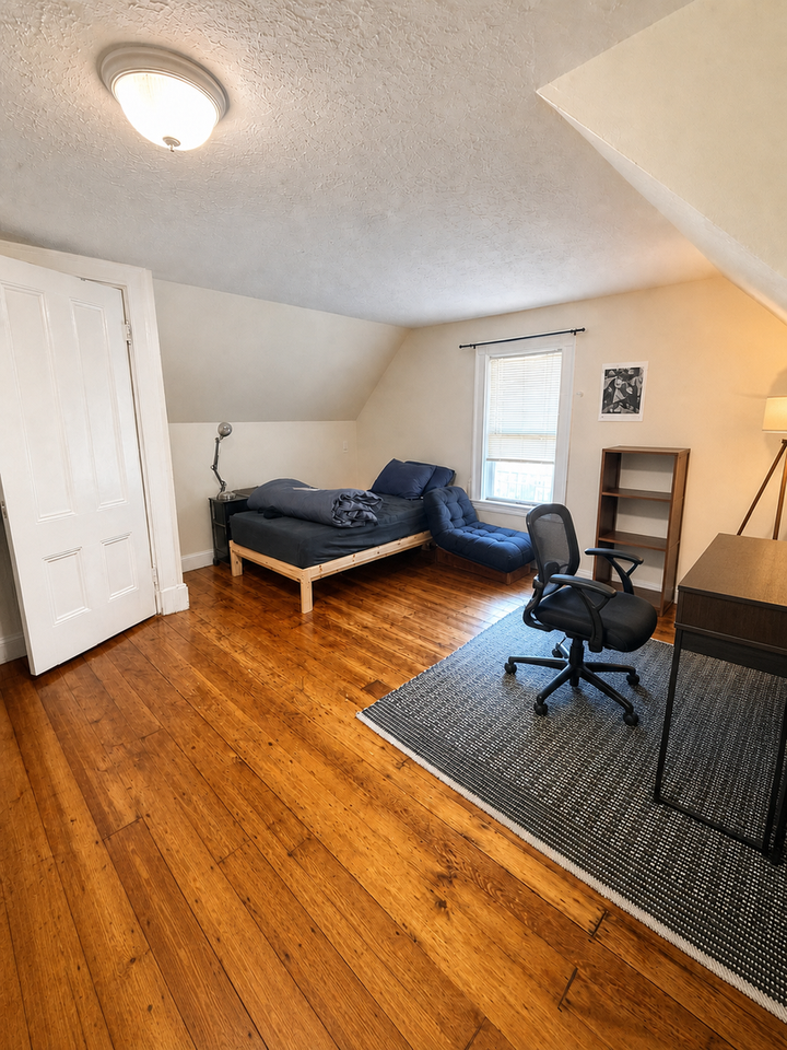 30 Mansfield St - Photo 5 of 9