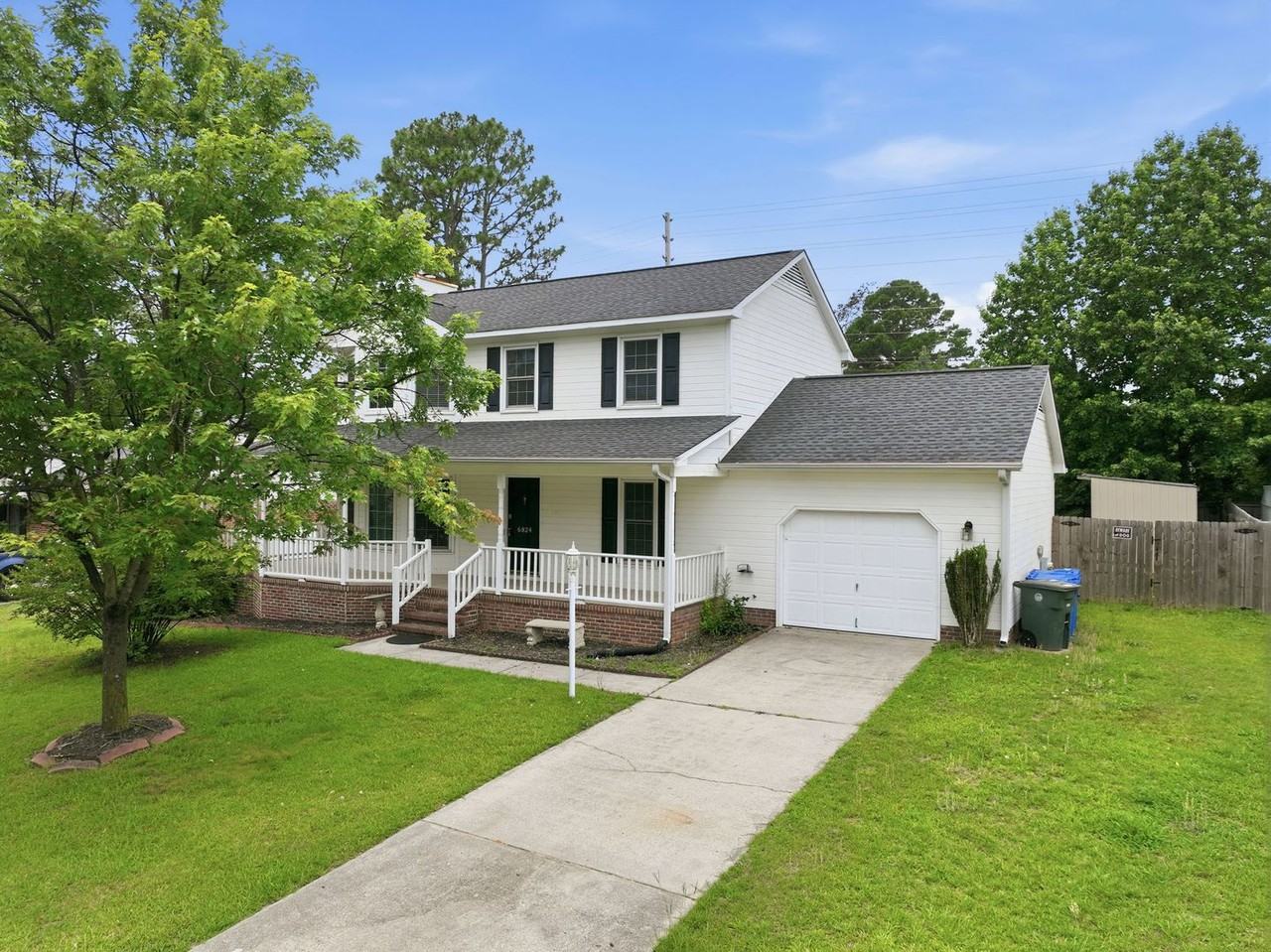 6824 Saint Julian Way - Photo 2 of 46