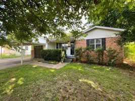 featured image of 1115 E 48th Pl