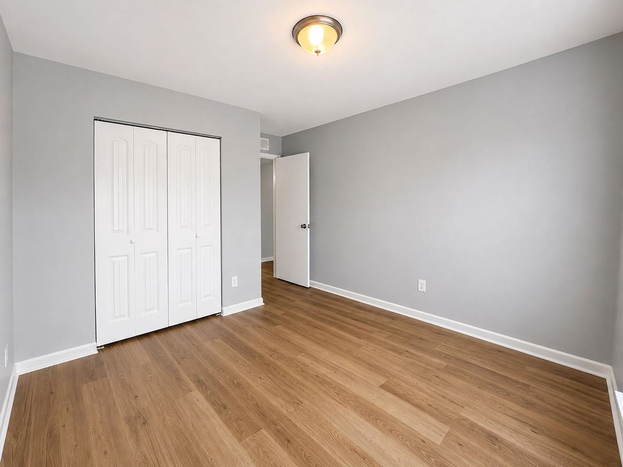 Glen Oaks Luxury Apartment Homes - Photo 4 of 50
