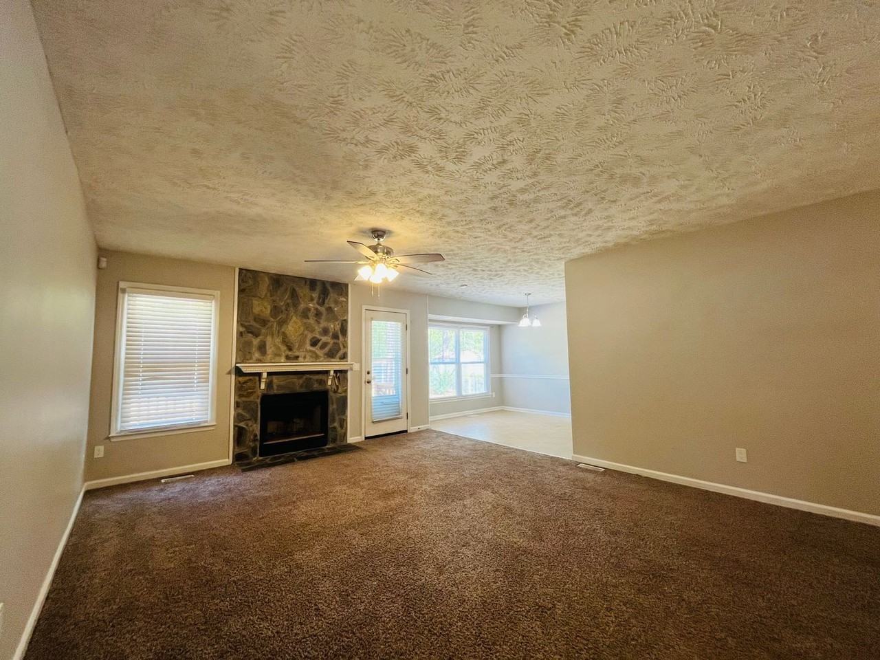 3108 Jimmy Ct - Photo 3 of 22
