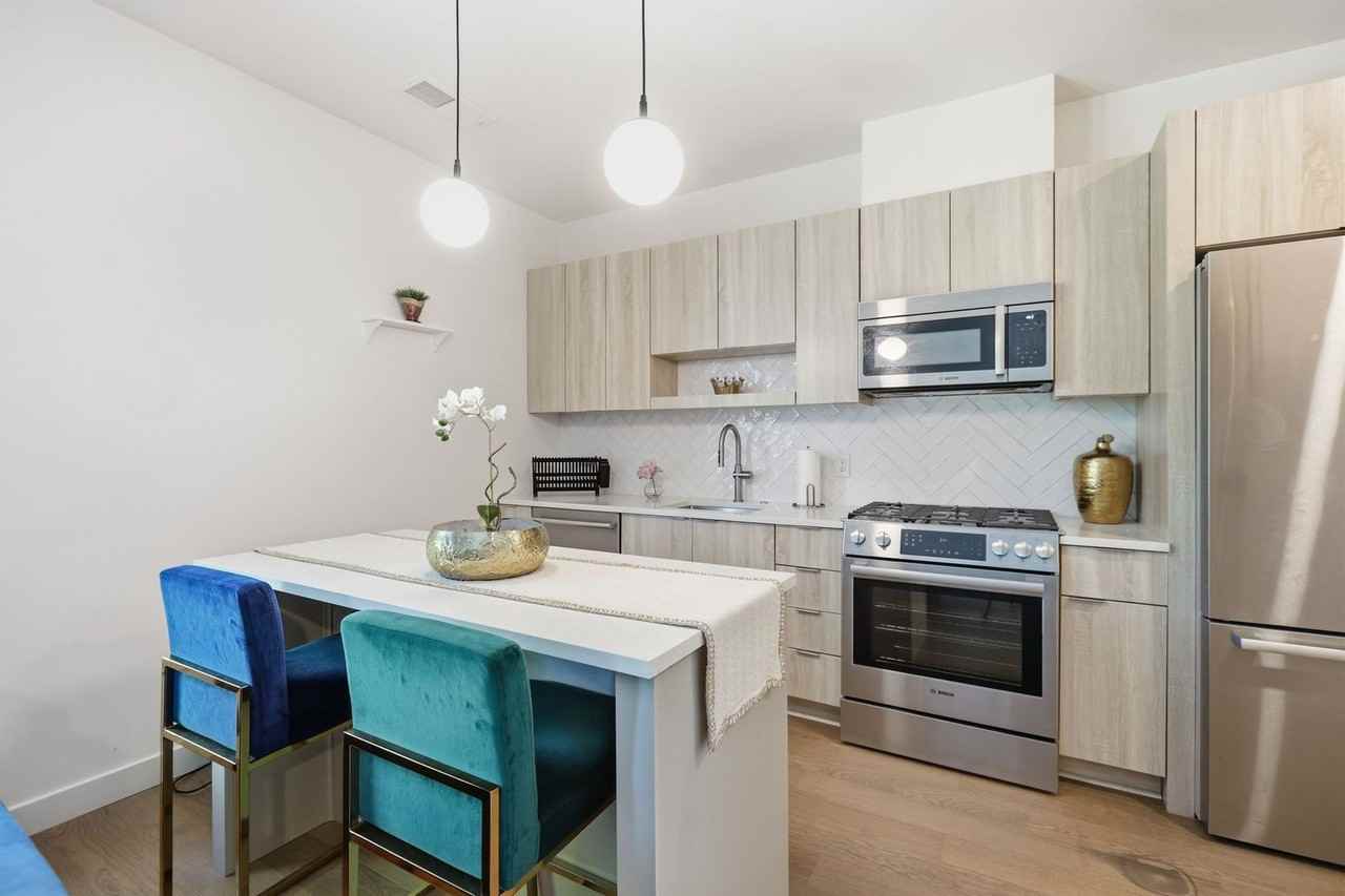 7175 12th St Nw - Photo 4 of 25