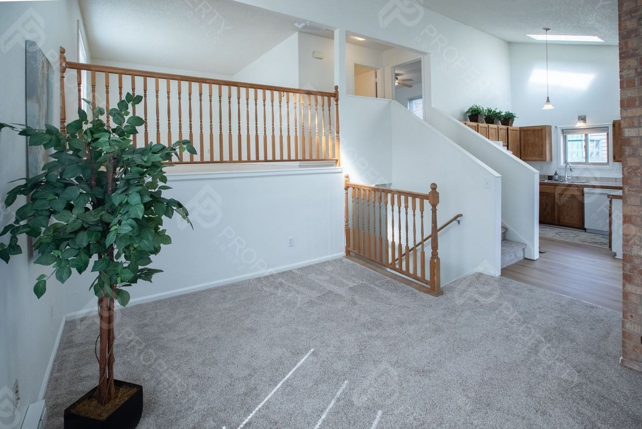 520 Wamsley Way - Photo 7 of 28