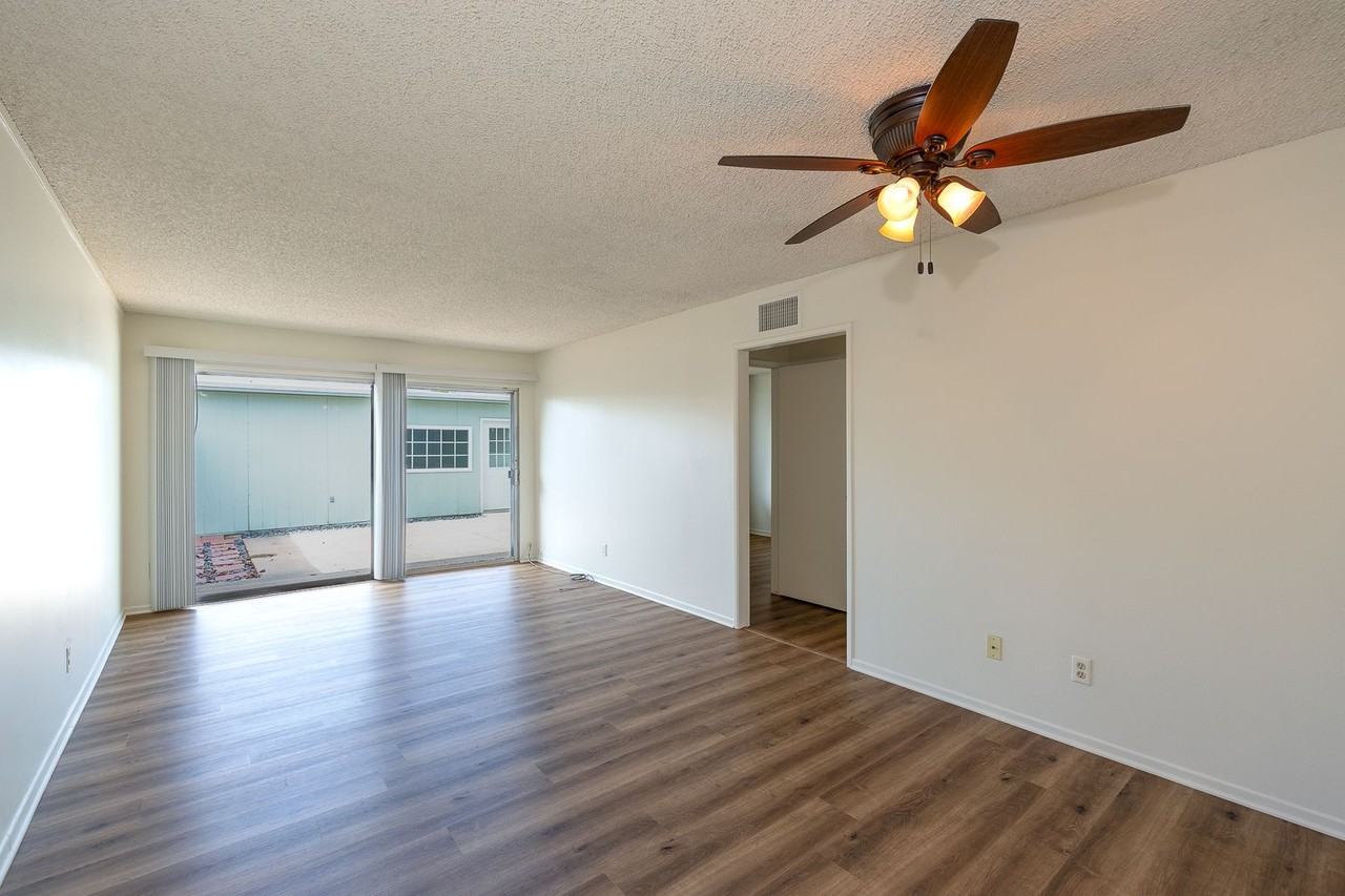 173 W Elfin Grn - Photo 2 of 26