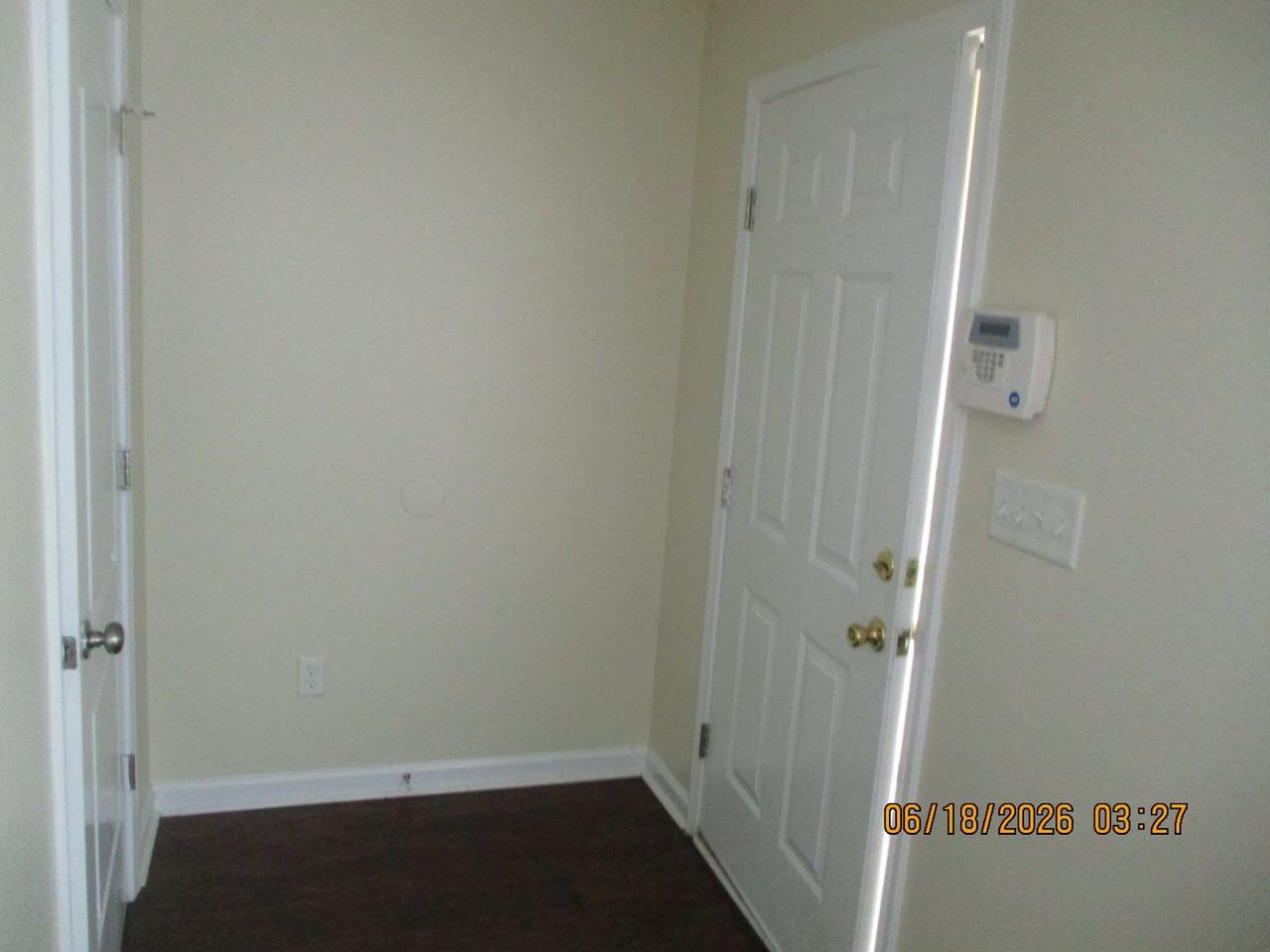 3907 Ipswitch Ln - Photo 4 of 11