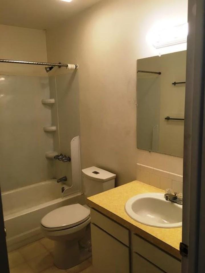 708 Delaware Ave - Photo 4 of 8