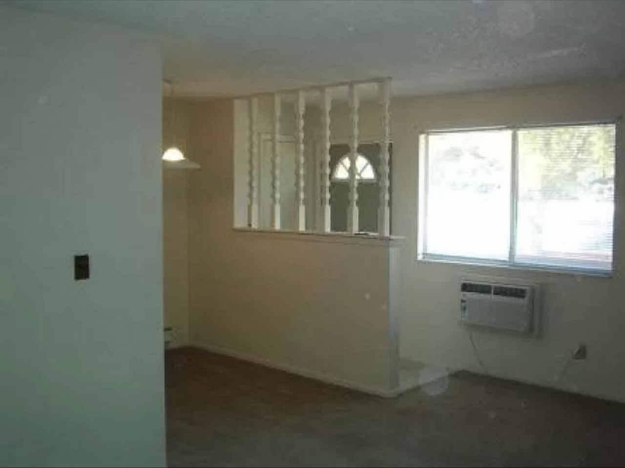 708 Delaware Ave - Photo 6 of 8
