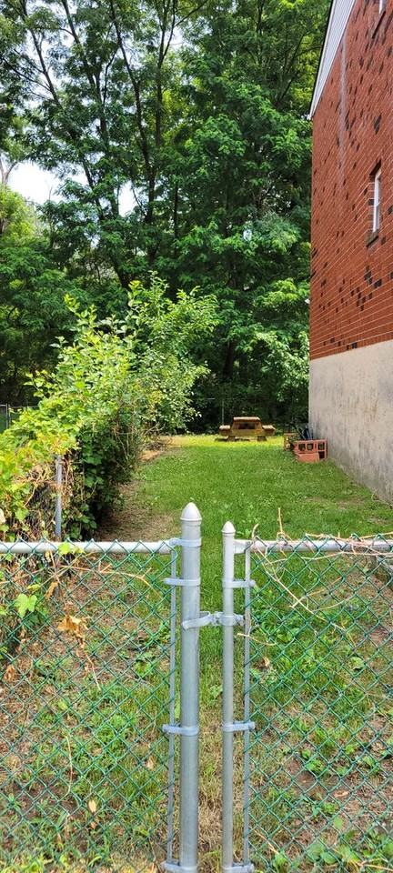 9479 Woodbridge Rd - Photo 4 of 14