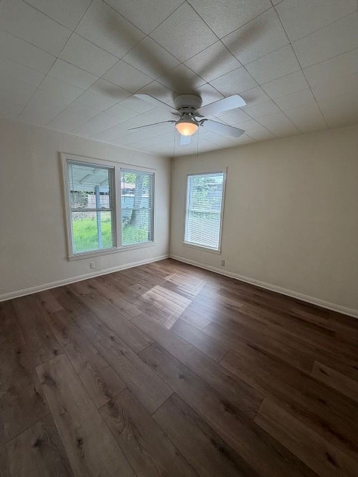 1913 Jeran Dr - Photo 5 of 11