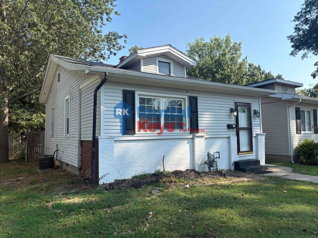 1418 Jackson Ave - Photo 2 of 17
