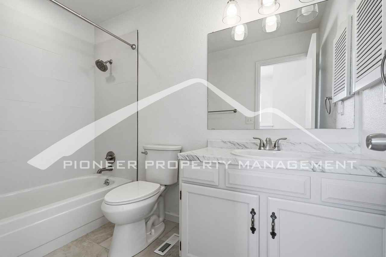 1465 S Troy St - Photo 7 of 20