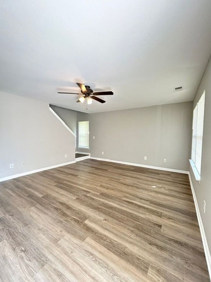 117 Verano Ct - Photo 2 of 10