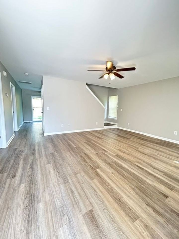 117 Verano Ct - Photo 3 of 10