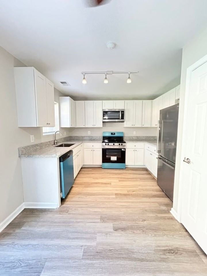 117 Verano Ct - Photo 4 of 10