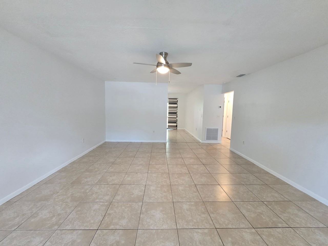5417 Desoto Pl - Photo 2 of 22