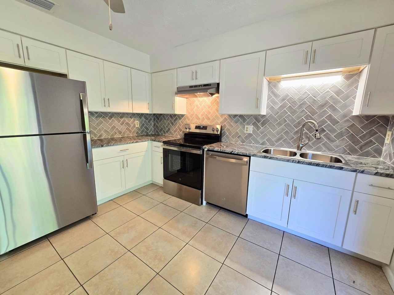 5417 Desoto Pl - Photo 5 of 22