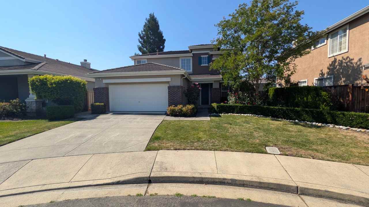 90 Plumeria Ct - Photo 2 of 39