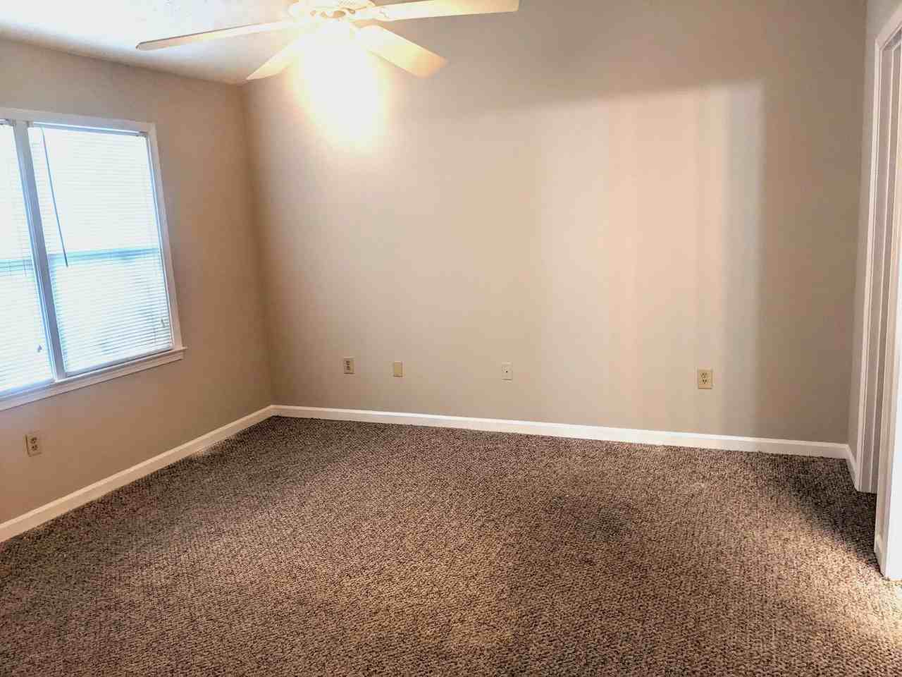 130 Beth Ct - Photo 7 of 15