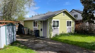 1025 Nw 28th St - Photo 1 of 1