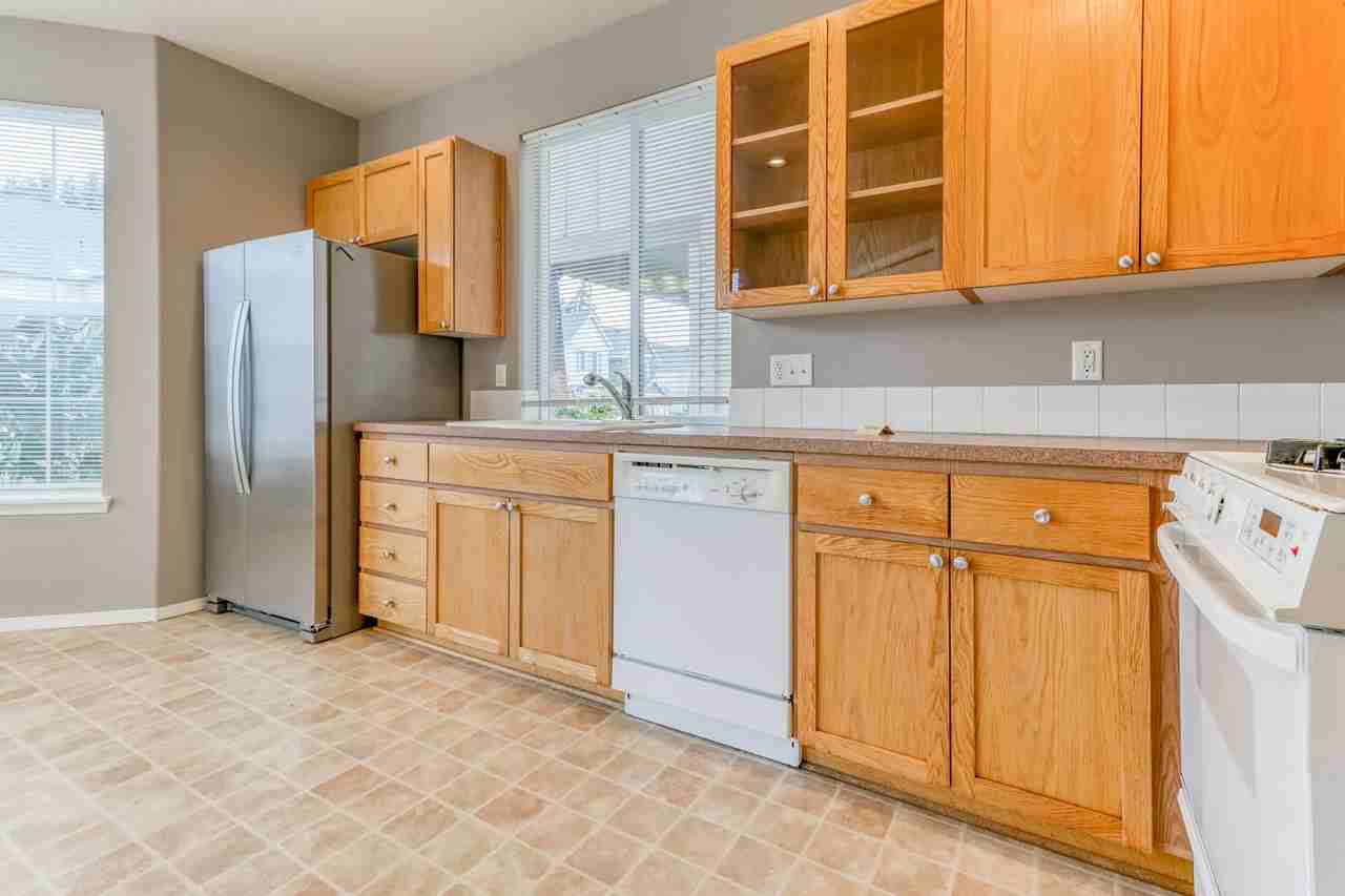 20467 Sw Rosemount St - Photo 7 of 27