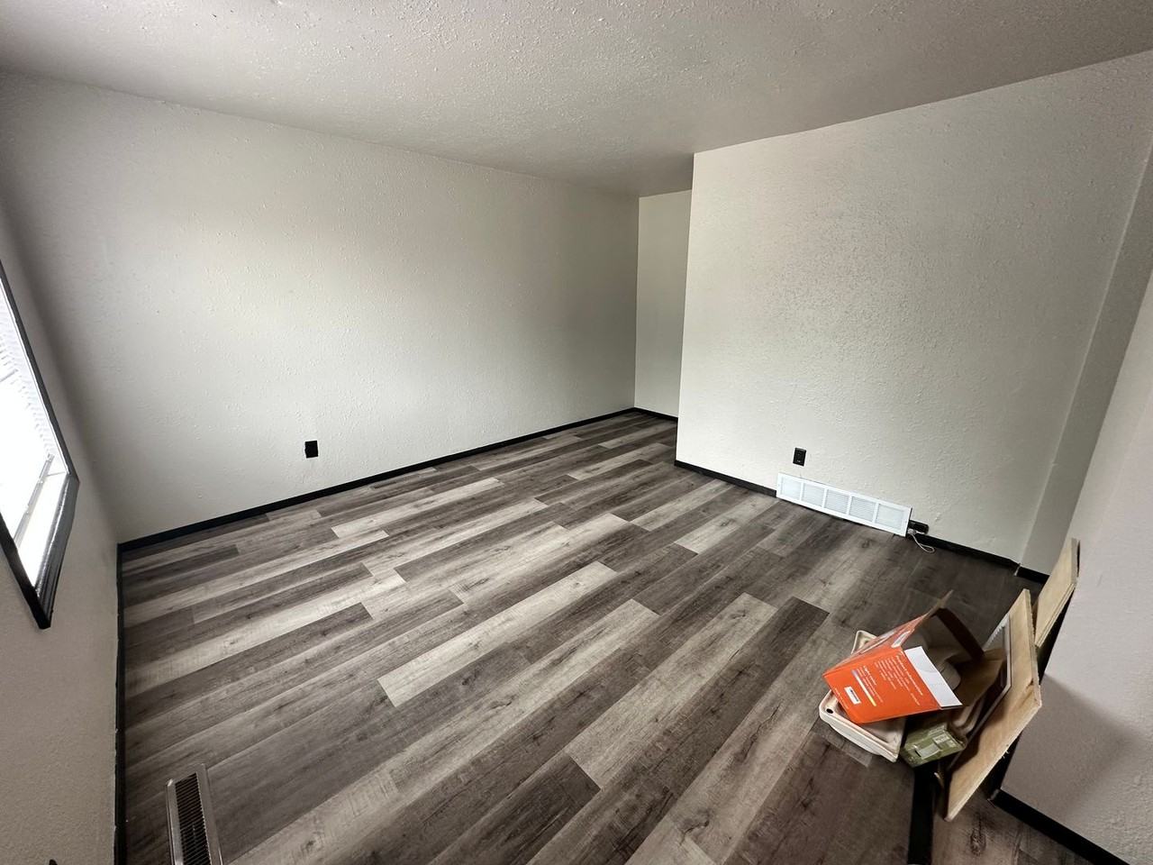 510 Hiawatha St - Photo 3 of 19