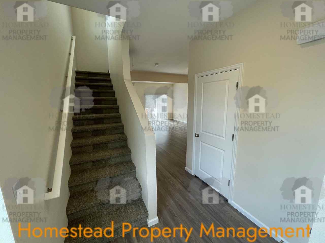 5706 Joynak St S - Photo 4 of 30
