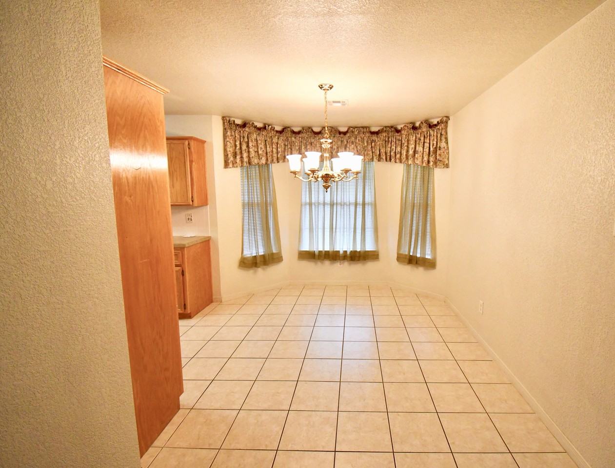 5603 Golden Dr - Photo 3 of 11