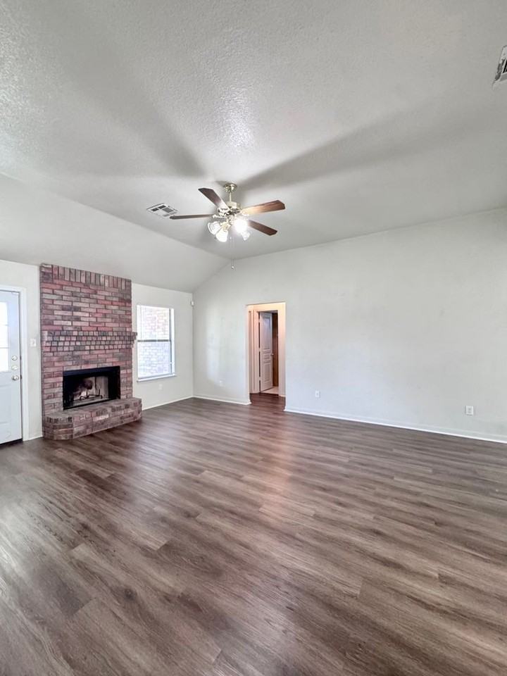 5603 Golden Dr - Photo 5 of 11