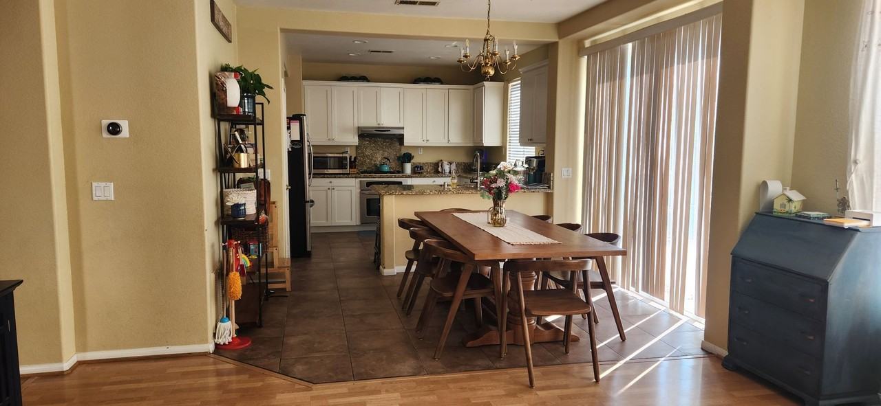 11567 Creekstone Ln - Photo 2 of 18
