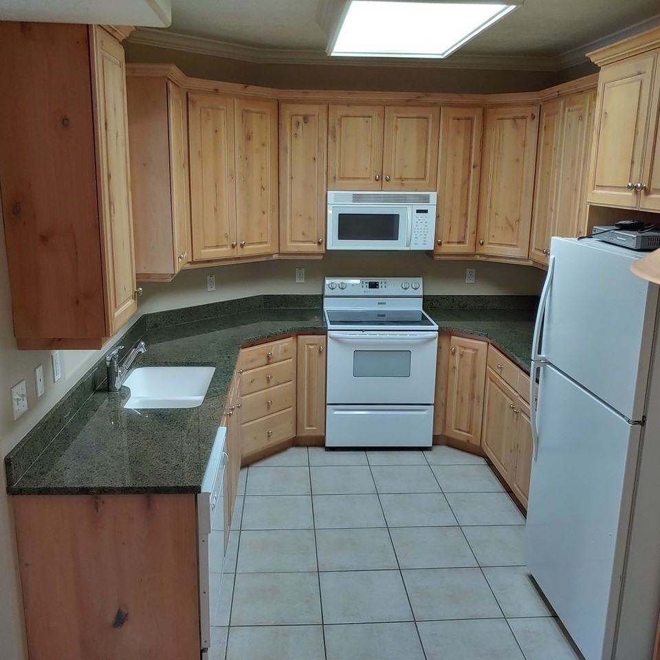 165 S Pleasant Grove Blvd #38 - Photo 3 of 20
