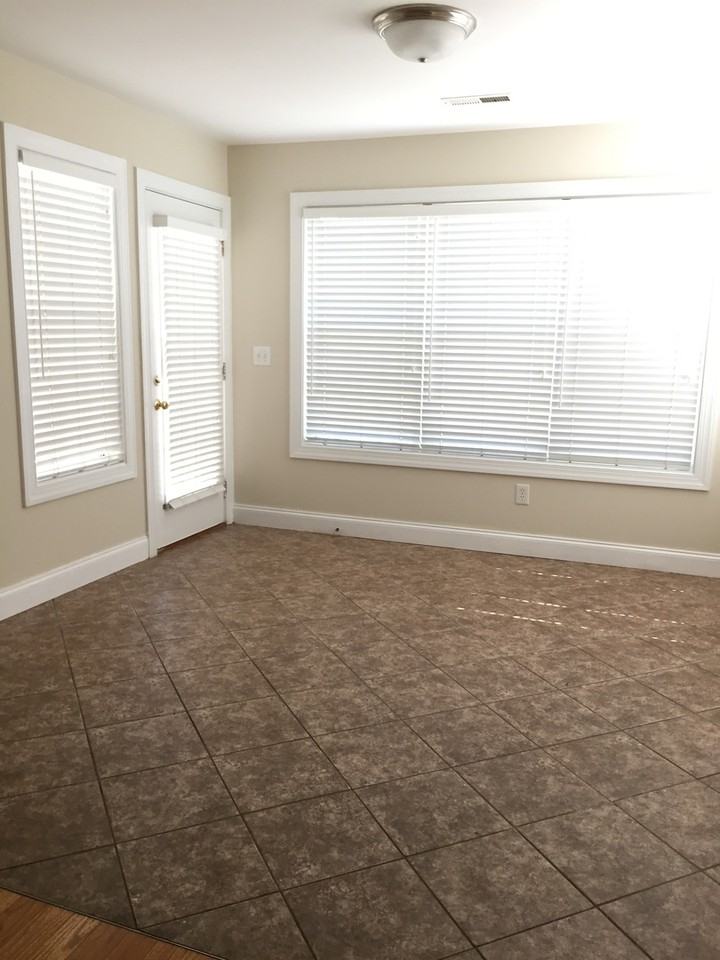 7 Royal Oak Dr Ne - Photo 7 of 14