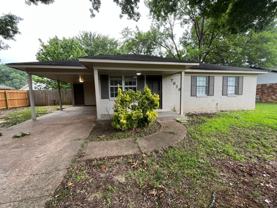 7813 Brentwood Dr - Photo 1 of 1