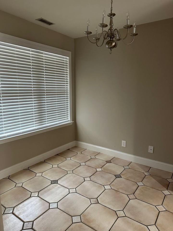 121 Oak Hill Ln - Photo 7 of 14