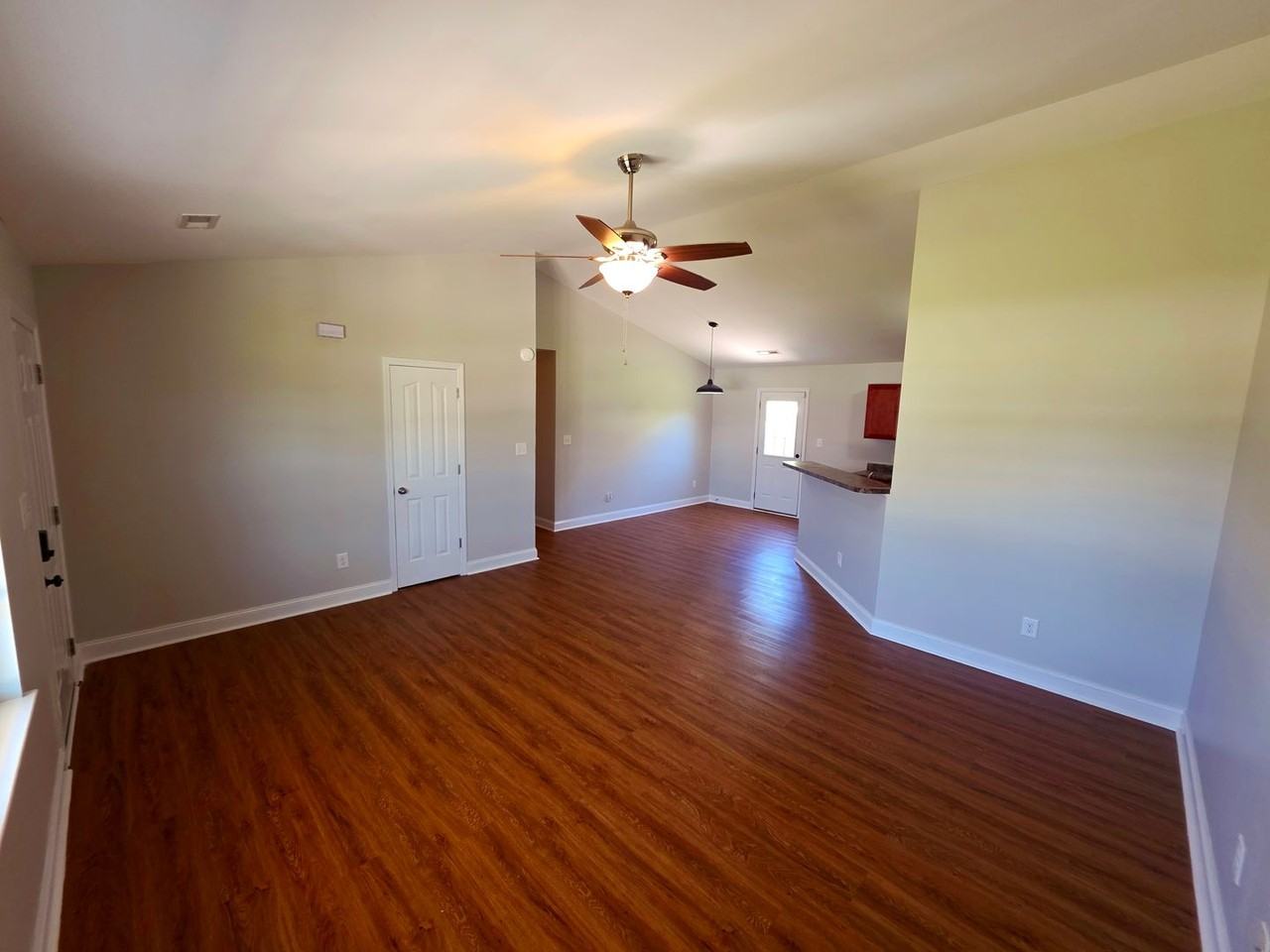 214 Michel Ct - Photo 3 of 14
