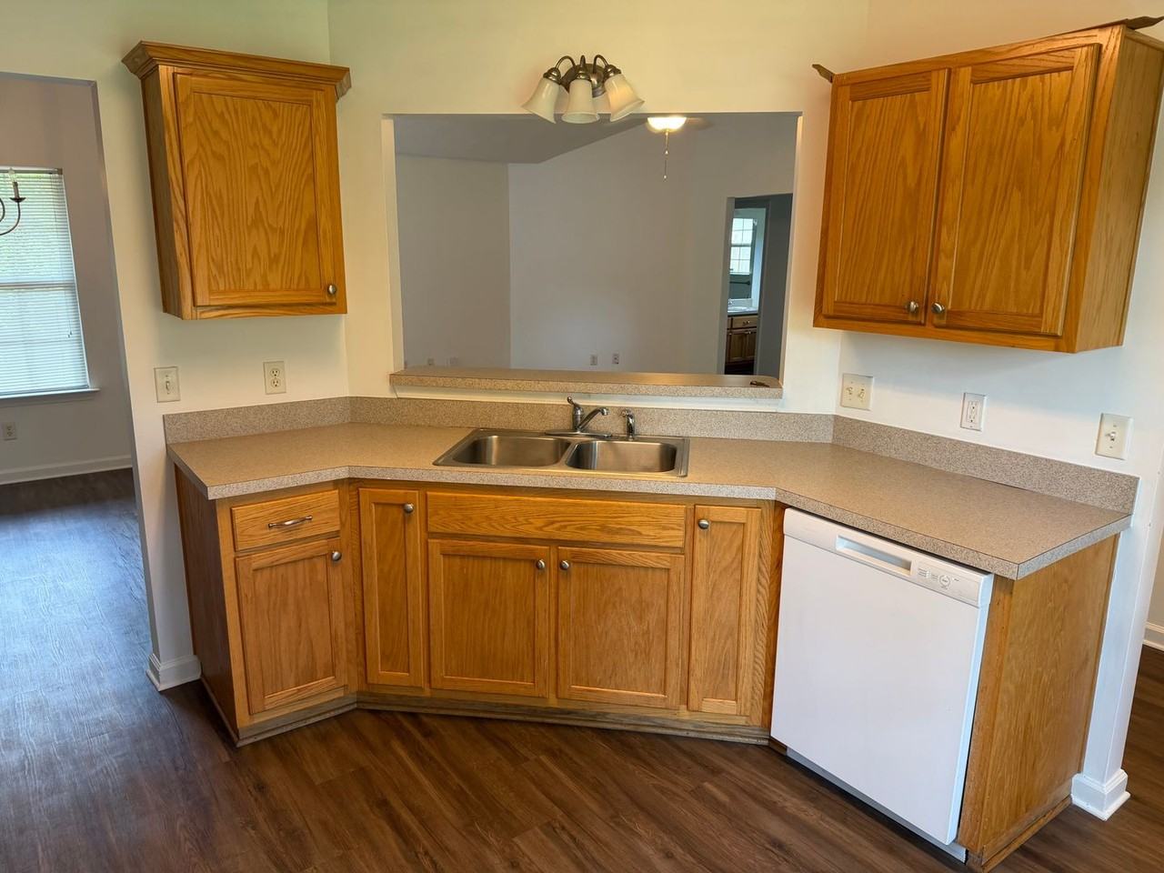 244 Merriwood Cir - Photo 3 of 17