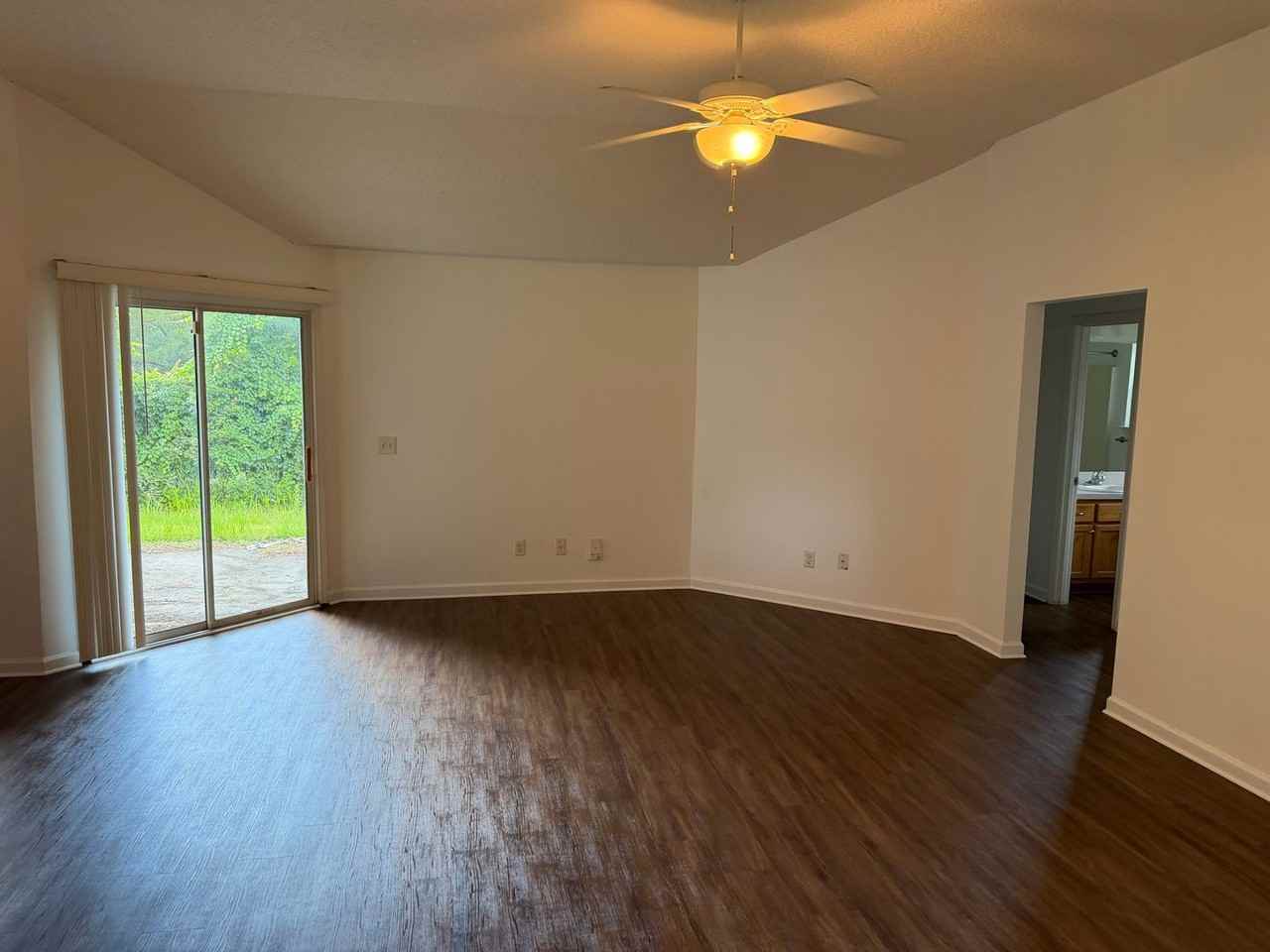 244 Merriwood Cir - Photo 6 of 17
