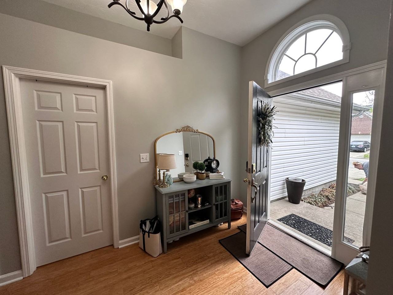 516 Millpond Rd - Photo 6 of 15