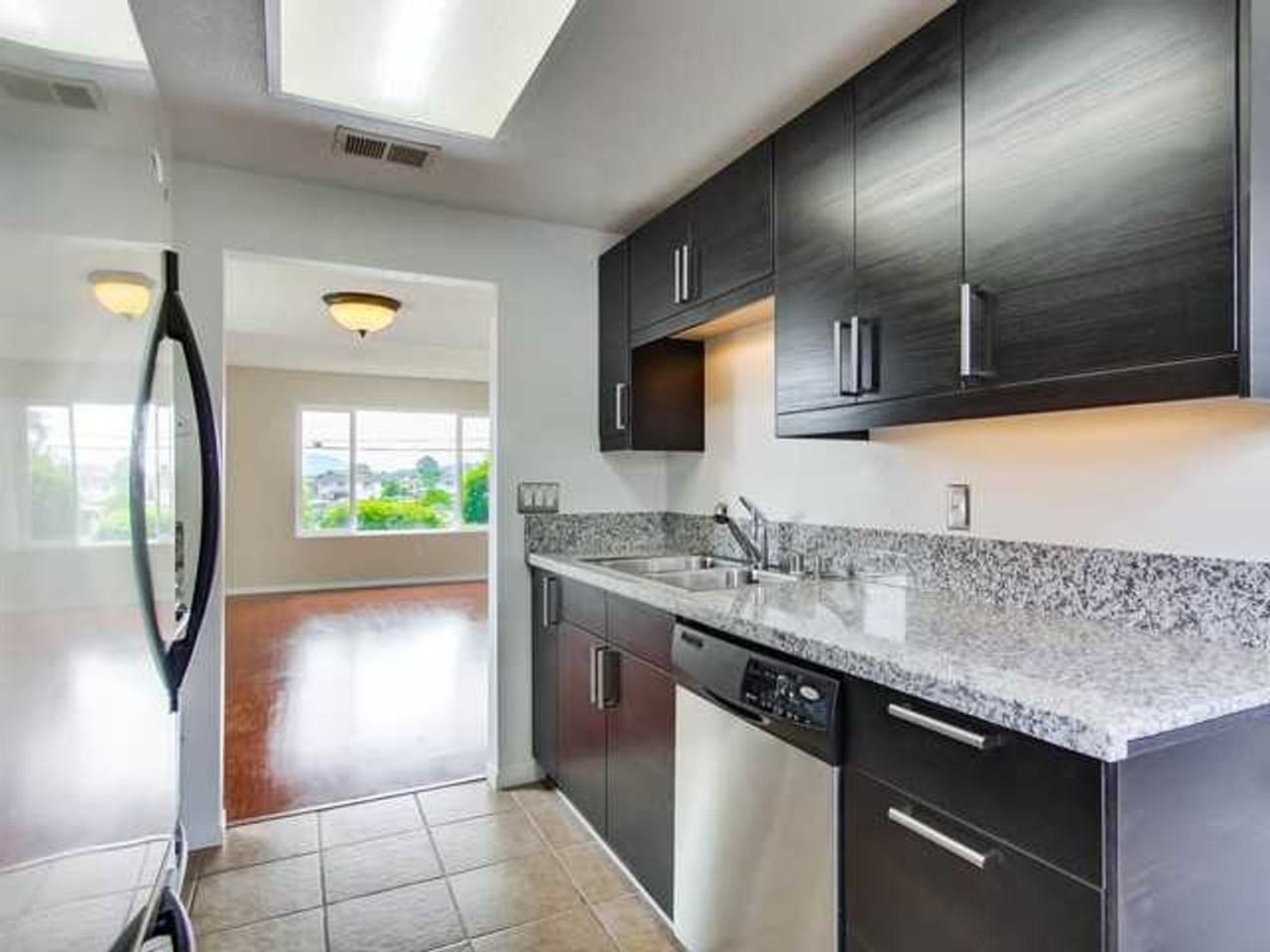 7855 Rancho Fanita Dr #A - Photo 7 of 26