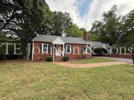 featured image of 5535 Robinhood Rd