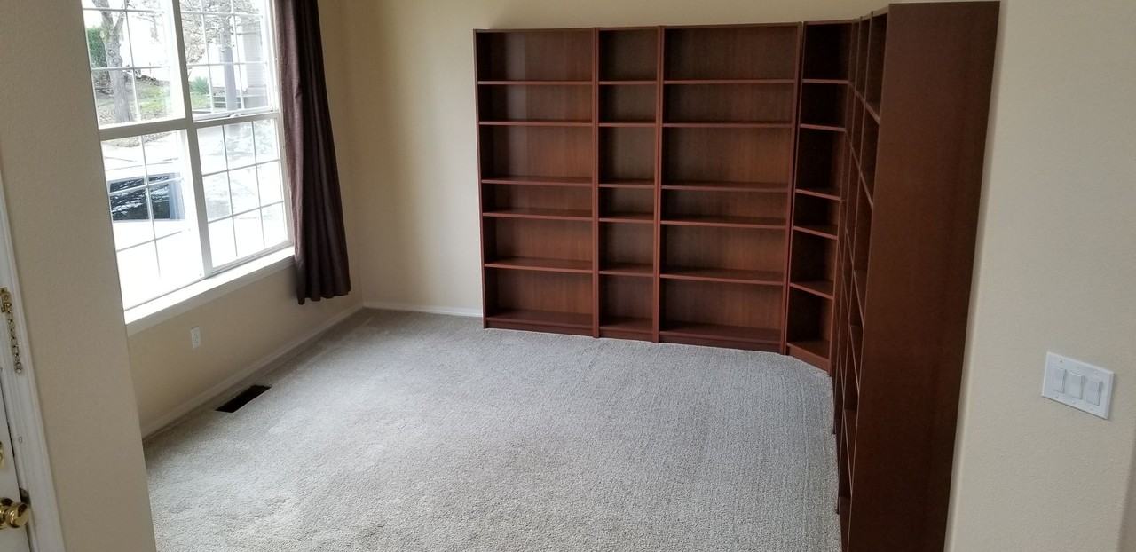 15467 Nw Decatur Way - Photo 4 of 18