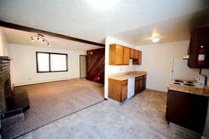featured image of 8540 Golden St